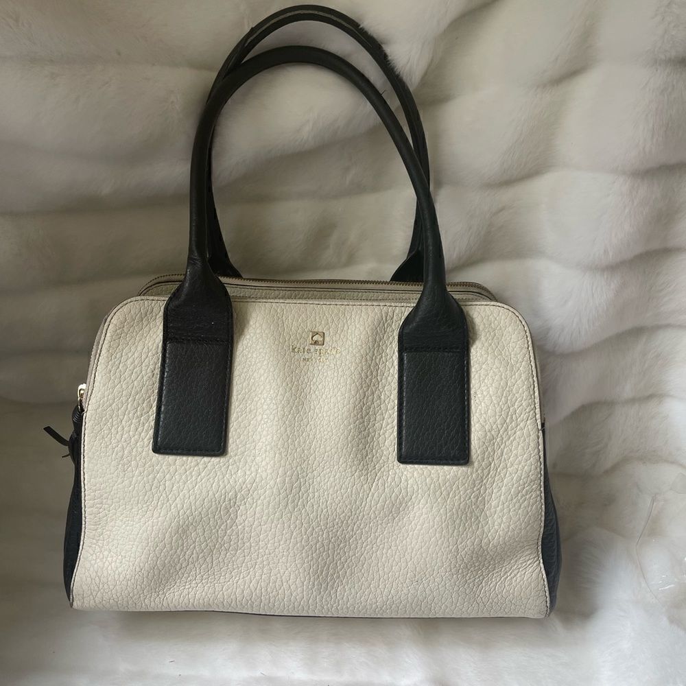 Kate Spade pebble leather beige and black shoulder bag with gold tone ac…